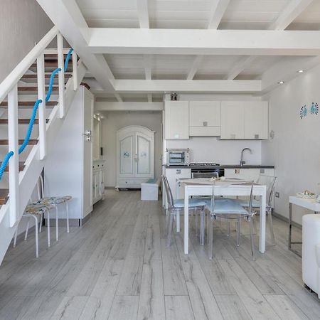 Giglio Apartment Vista Mare E Parcheggio Privato ปอร์โตโรตอนโด ภายนอก รูปภาพ